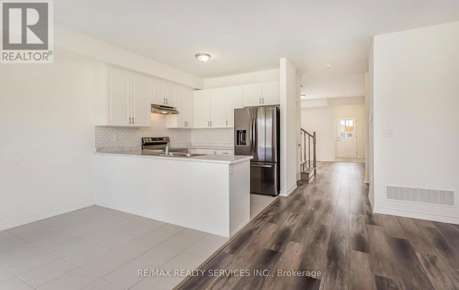 1468 MARINA DRIVE Image 9