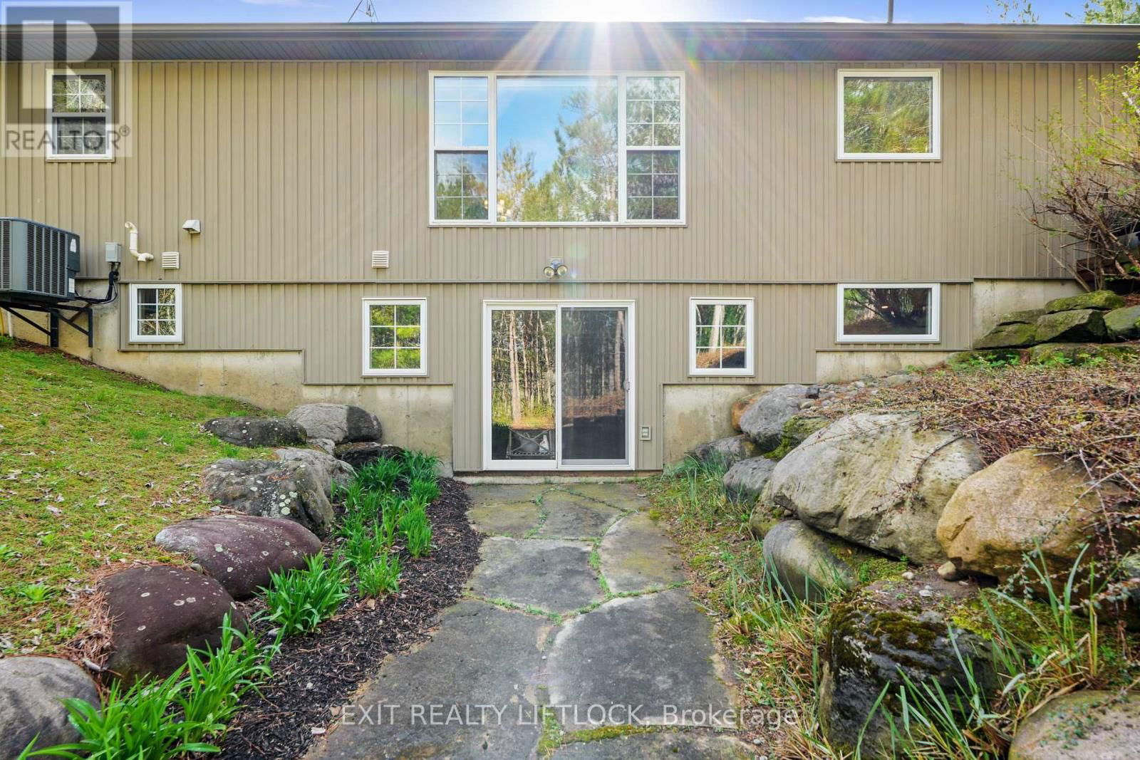 72 CAMPBELL ROAD Image 24