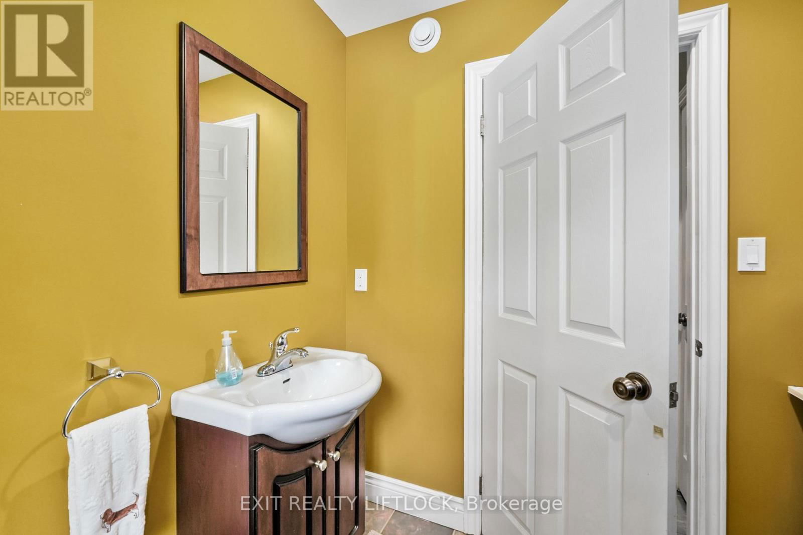 72 CAMPBELL ROAD Image 34