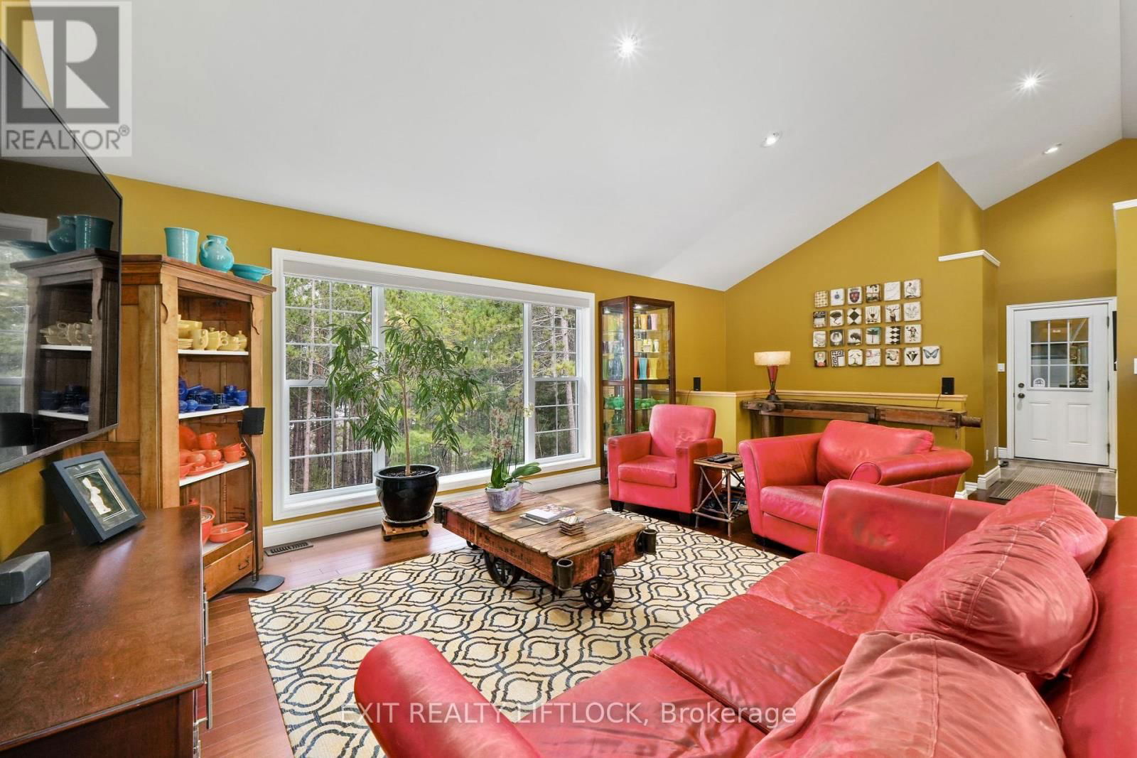 72 CAMPBELL ROAD Image 36