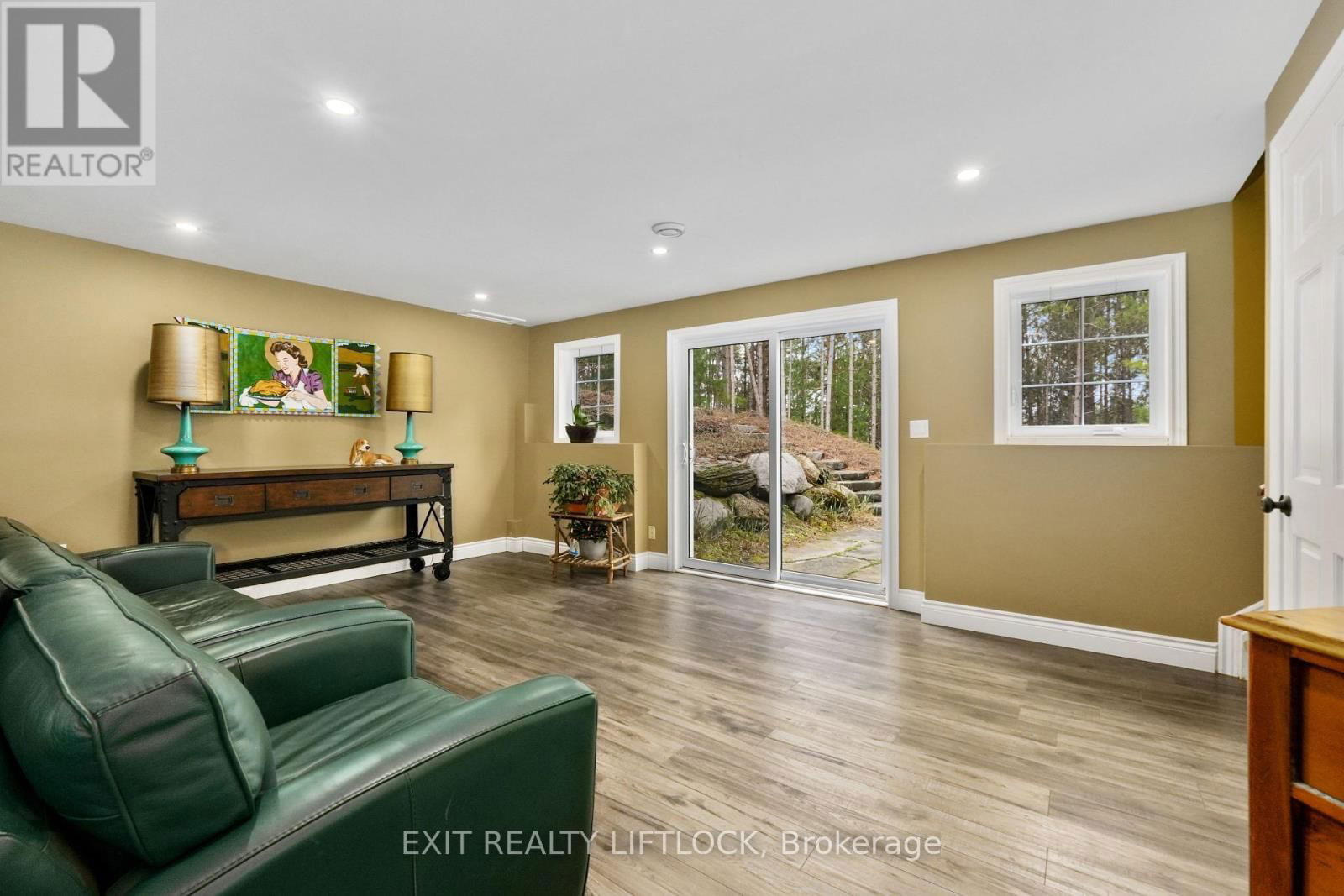 72 CAMPBELL ROAD Image 45