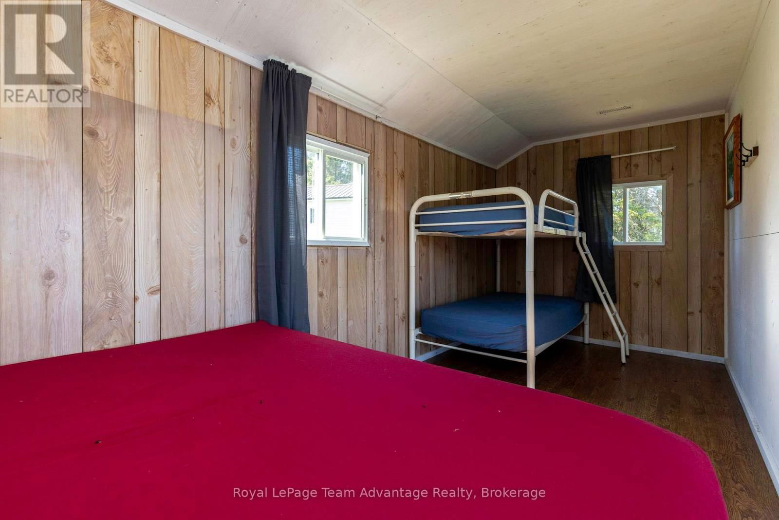 1321 BALSAM ROAD Image 26