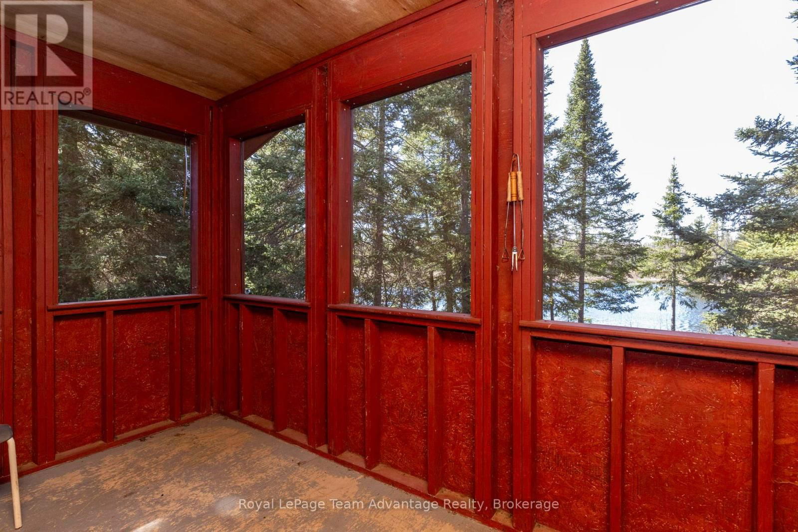 1321 BALSAM ROAD Image 31