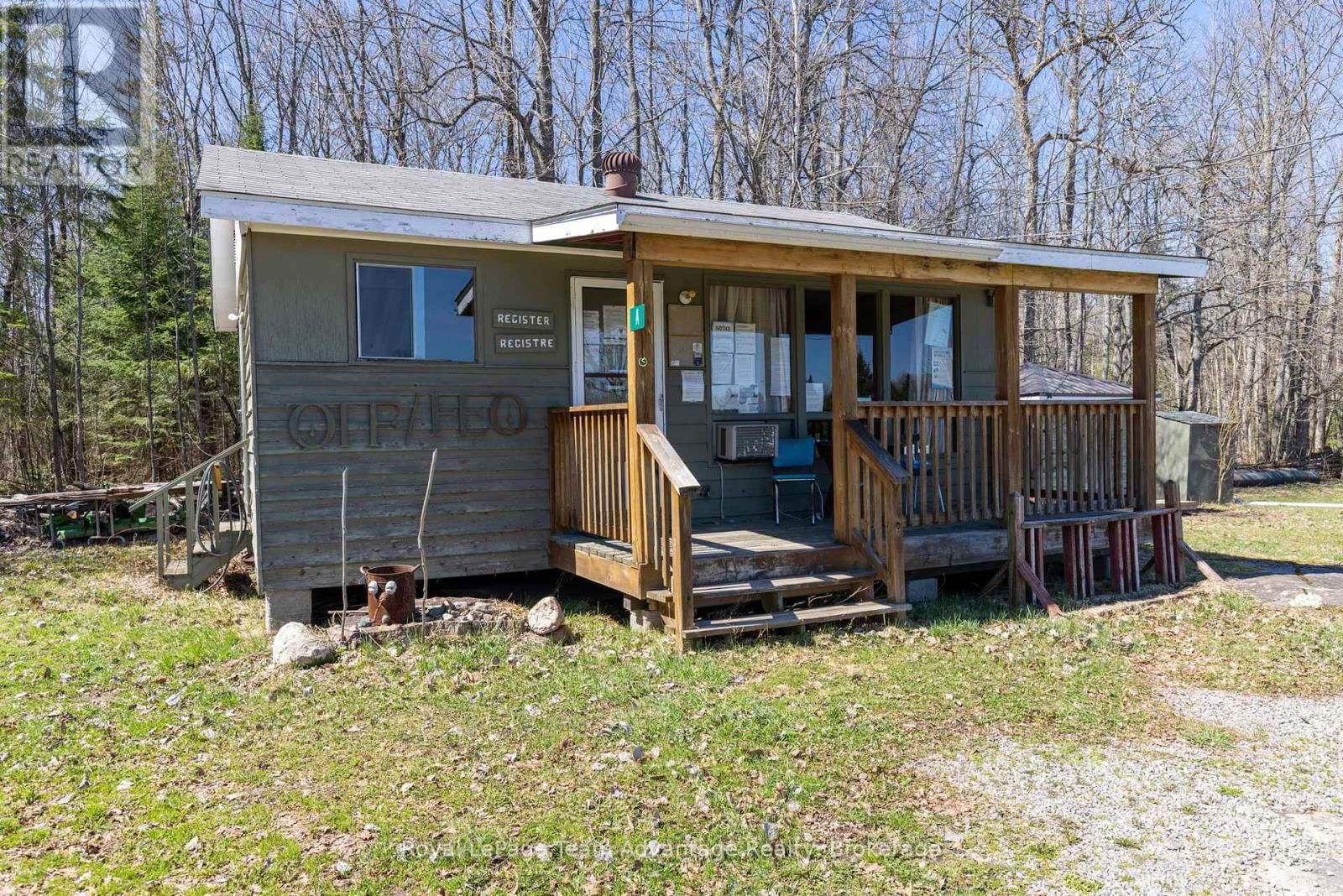 1321 BALSAM ROAD Image 6