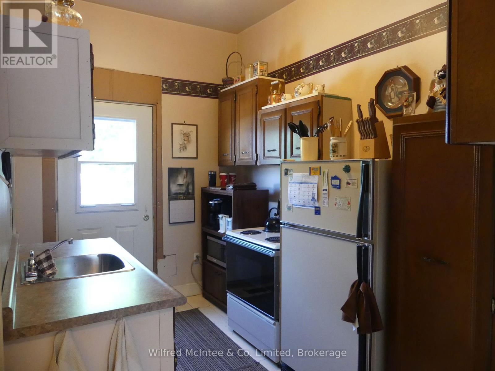 9 RATTENBURY STREET Image 8