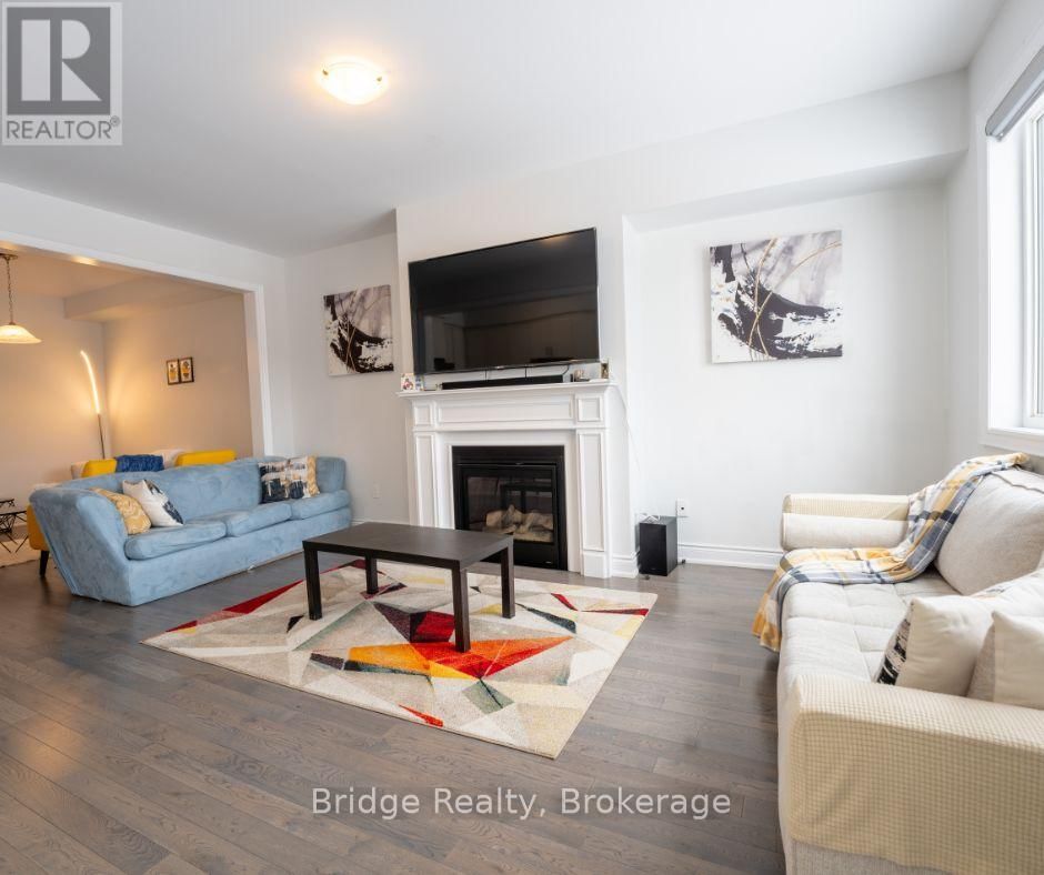 199 HUNTINGFORD TRAIL Image 12