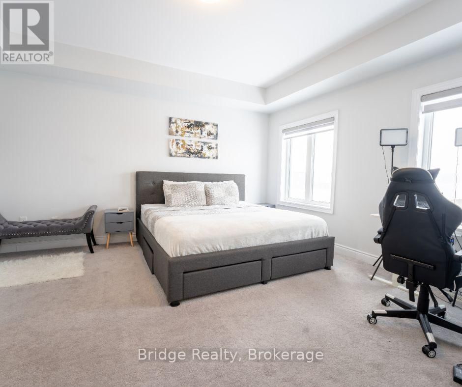 199 HUNTINGFORD TRAIL Image 30