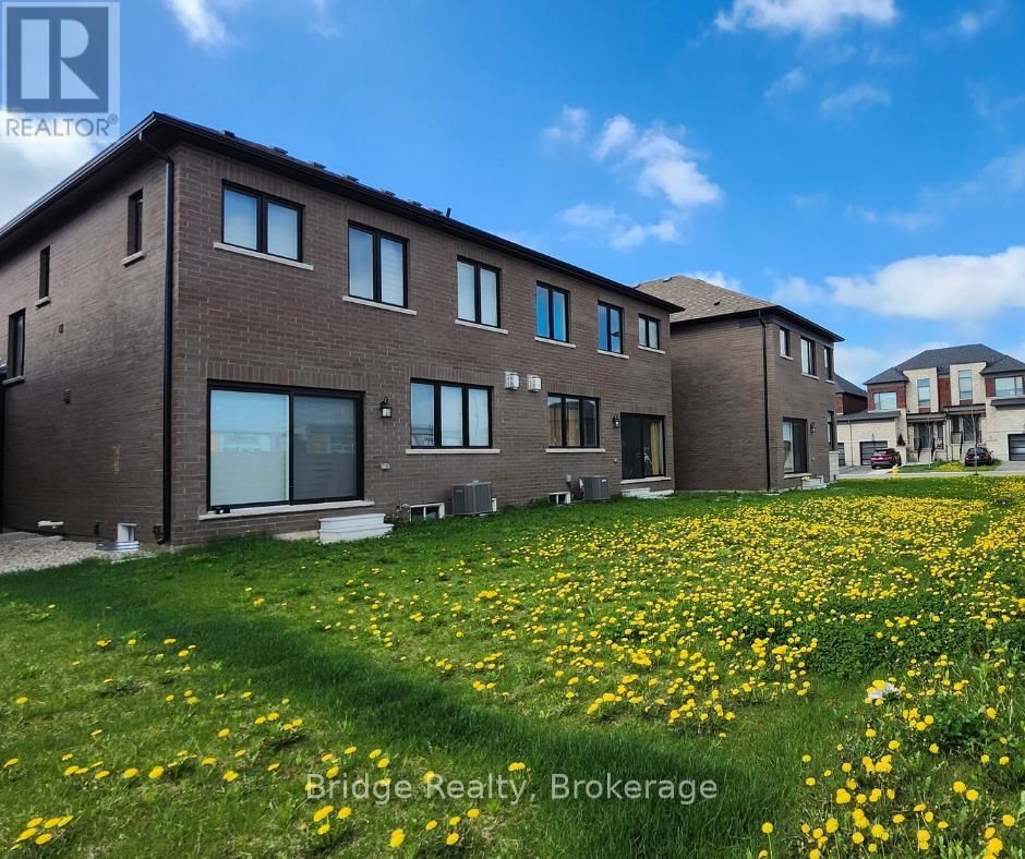 199 HUNTINGFORD TRAIL Image 32