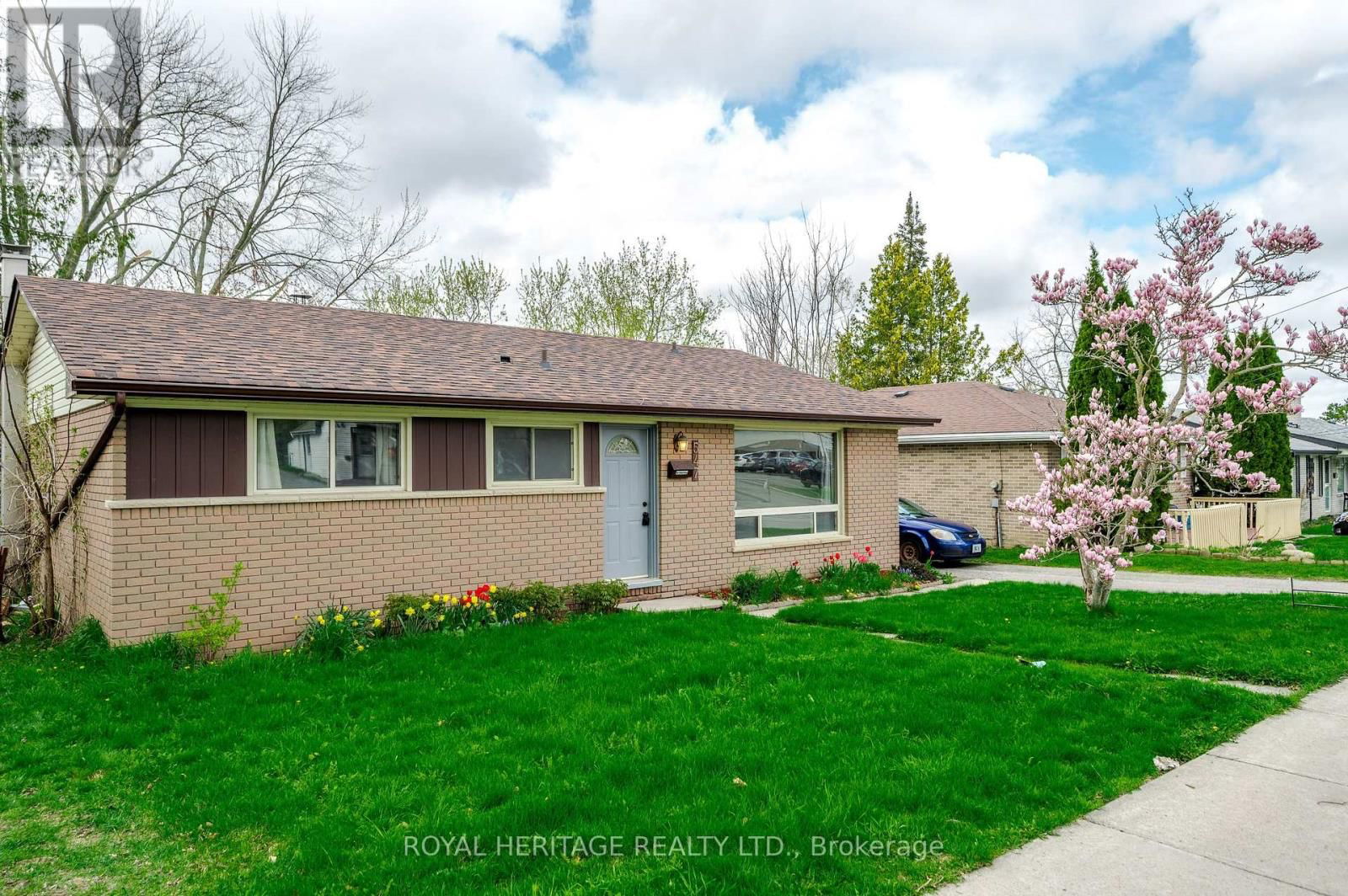 547 RIVER ROAD SOUTH Image 1