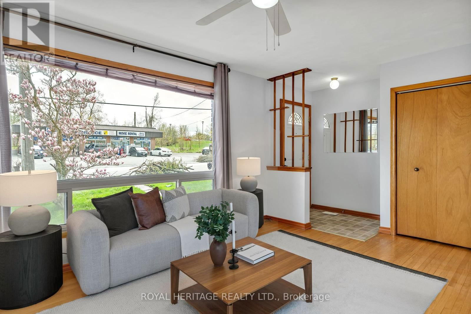 547 RIVER ROAD SOUTH Image 3