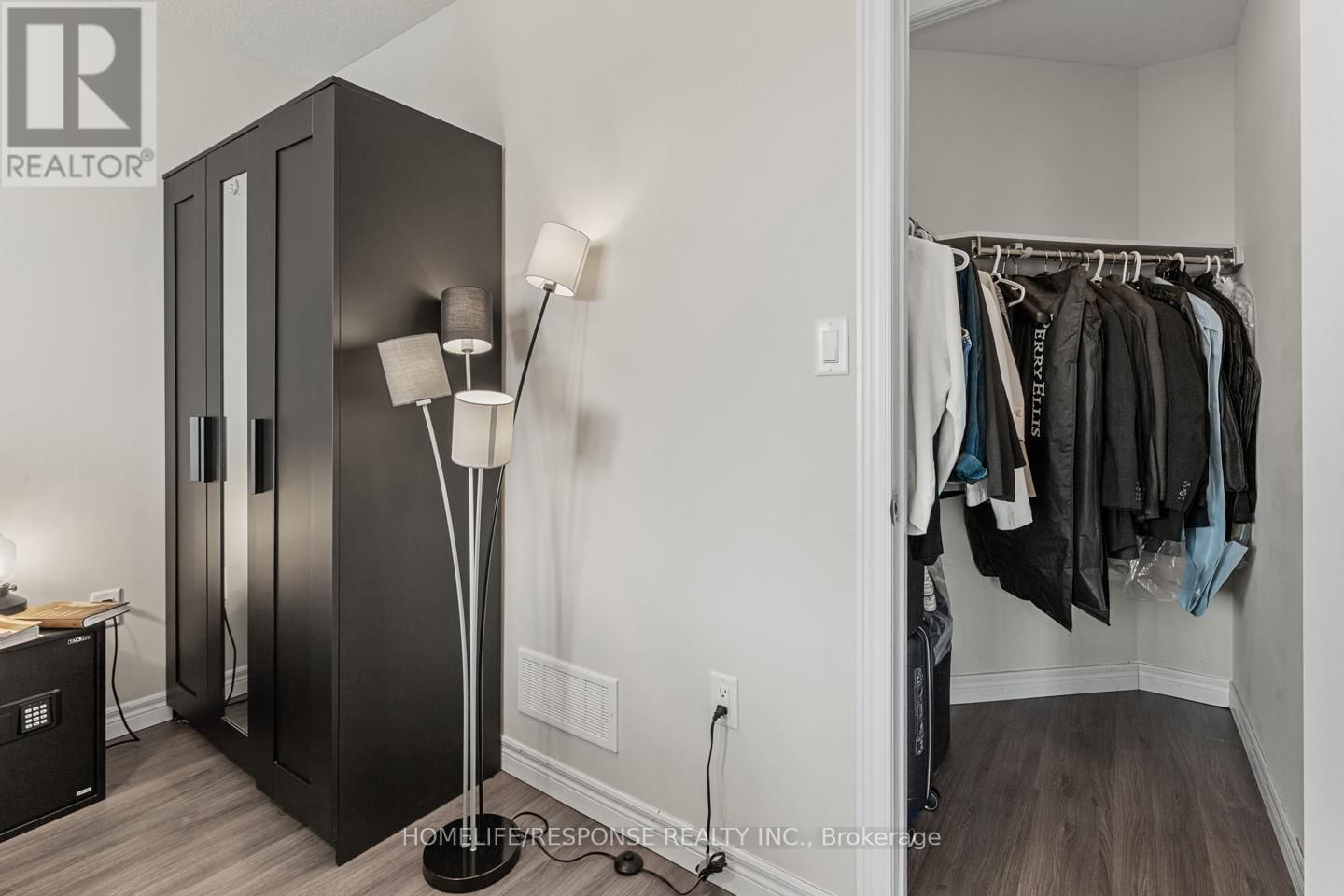 67 CROSSINGS WAY Image 33