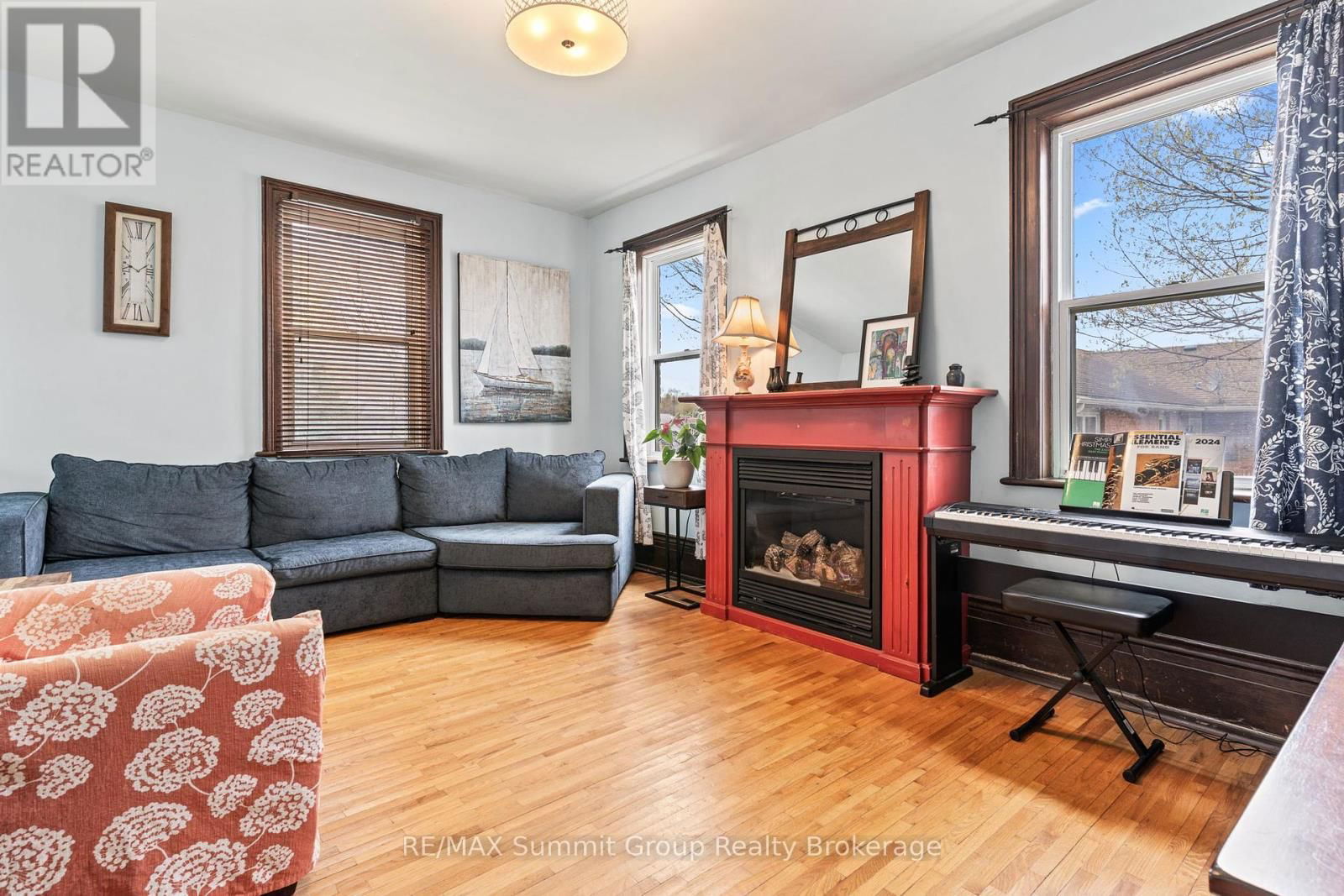 18 MARY STREET Image 11