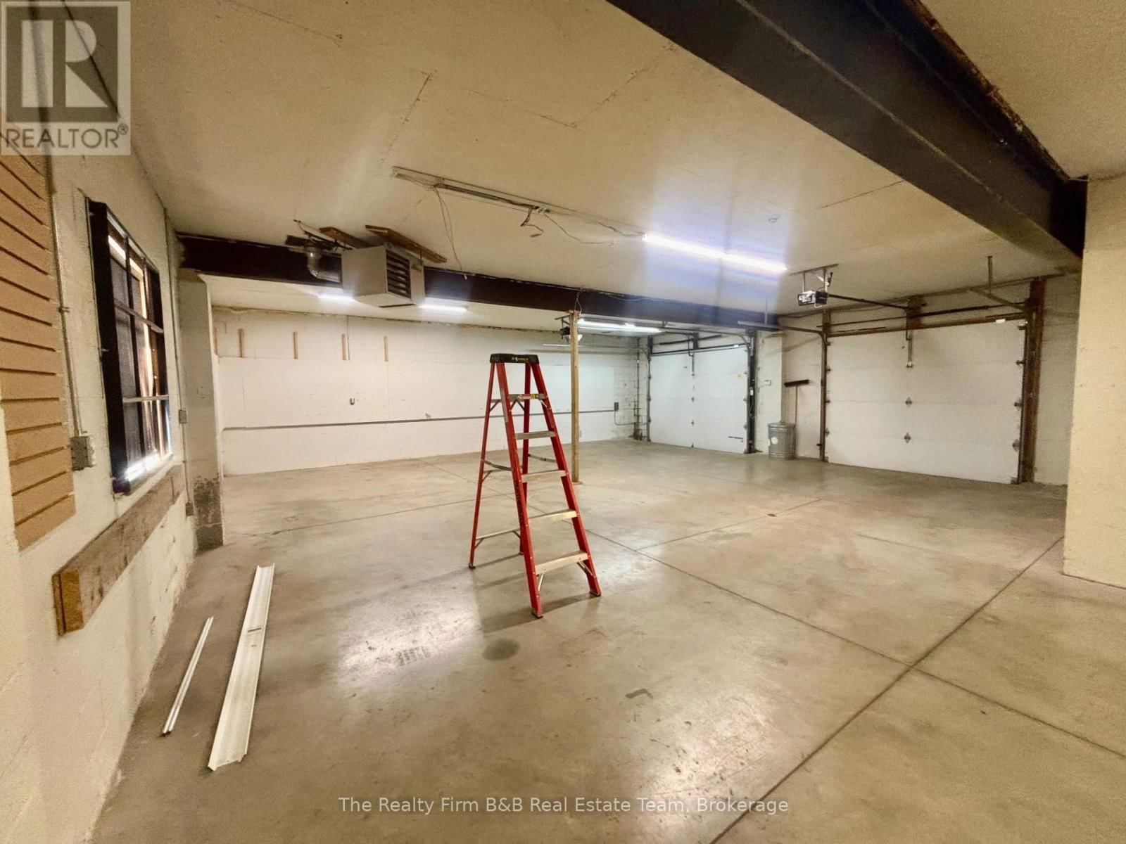 159 MAIN STREET Image 14