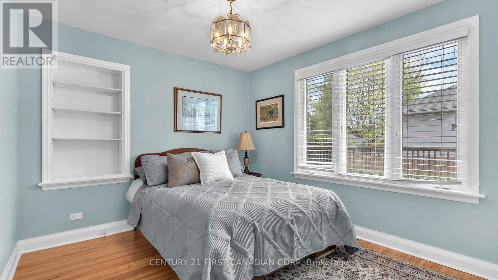 47 CRESCENT AVENUE Image 11