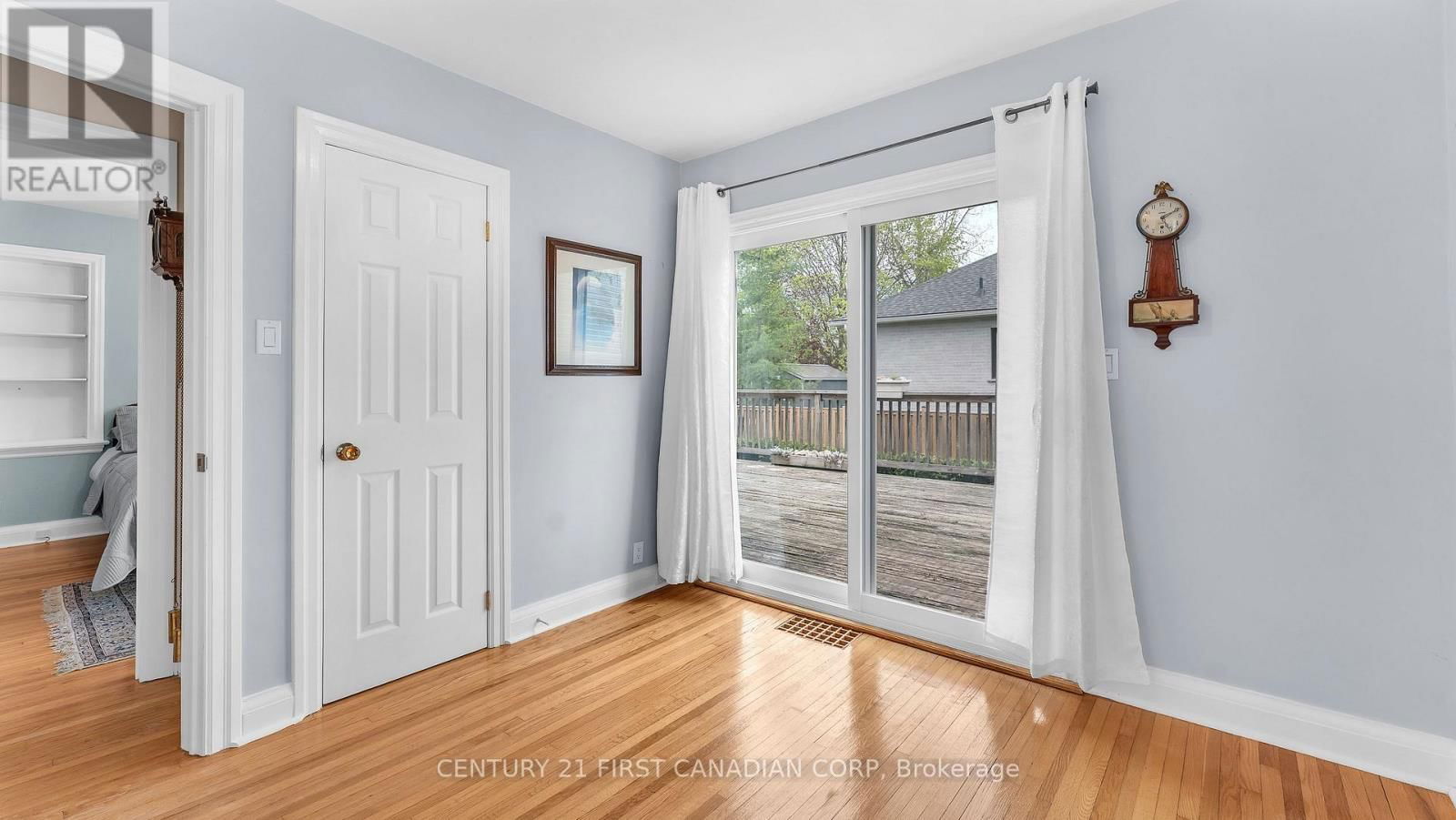 47 CRESCENT AVENUE Image 13