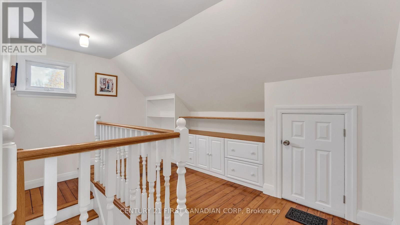 47 CRESCENT AVENUE Image 14