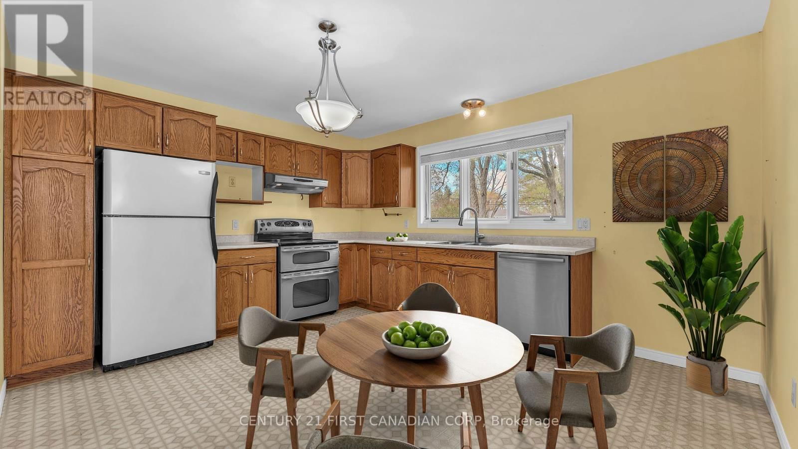 47 CRESCENT AVENUE Image 19