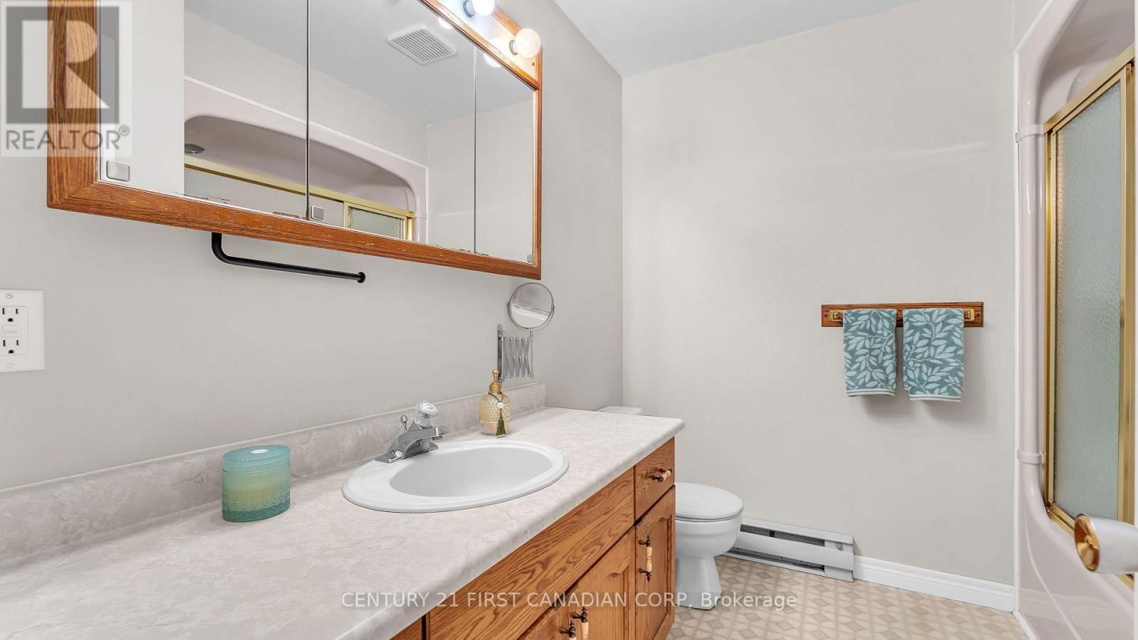 47 CRESCENT AVENUE Image 25