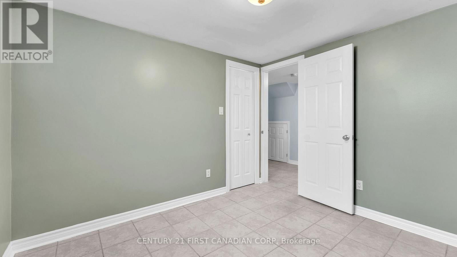 47 CRESCENT AVENUE Image 28