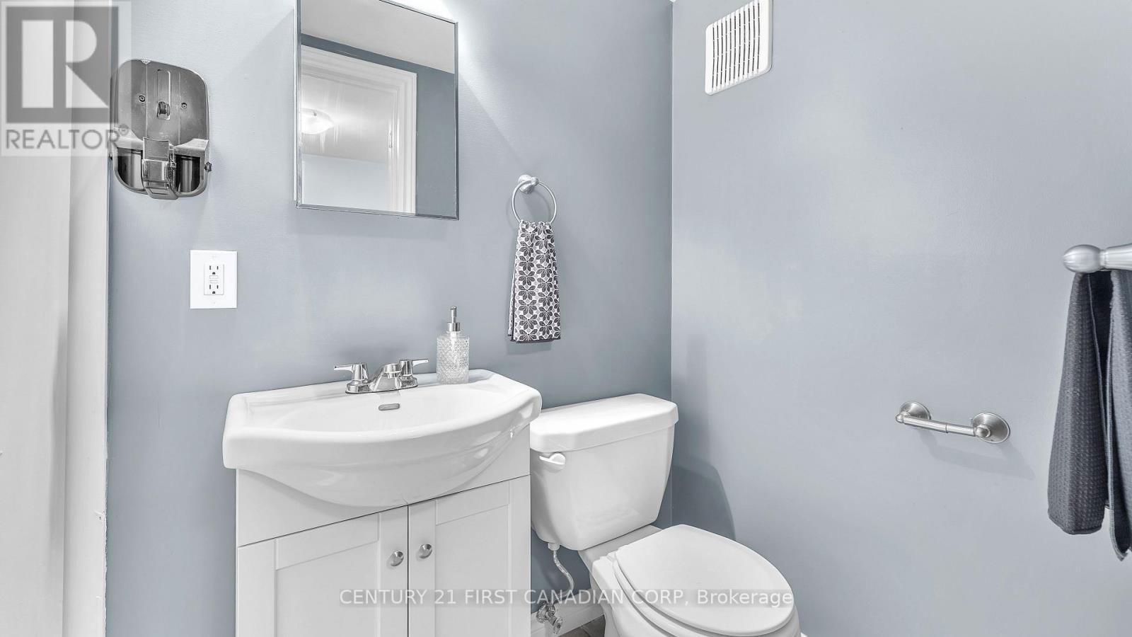 47 CRESCENT AVENUE Image 30