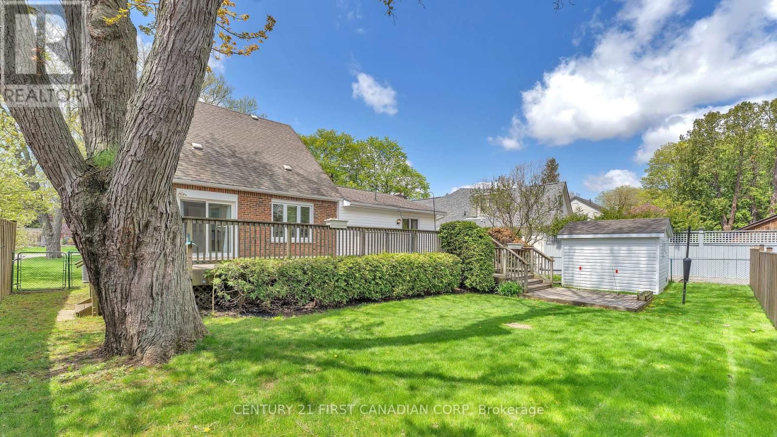 47 CRESCENT AVENUE Image 32