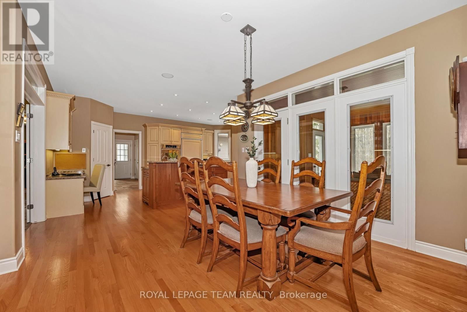 38 ROYCROFT WAY Image 16