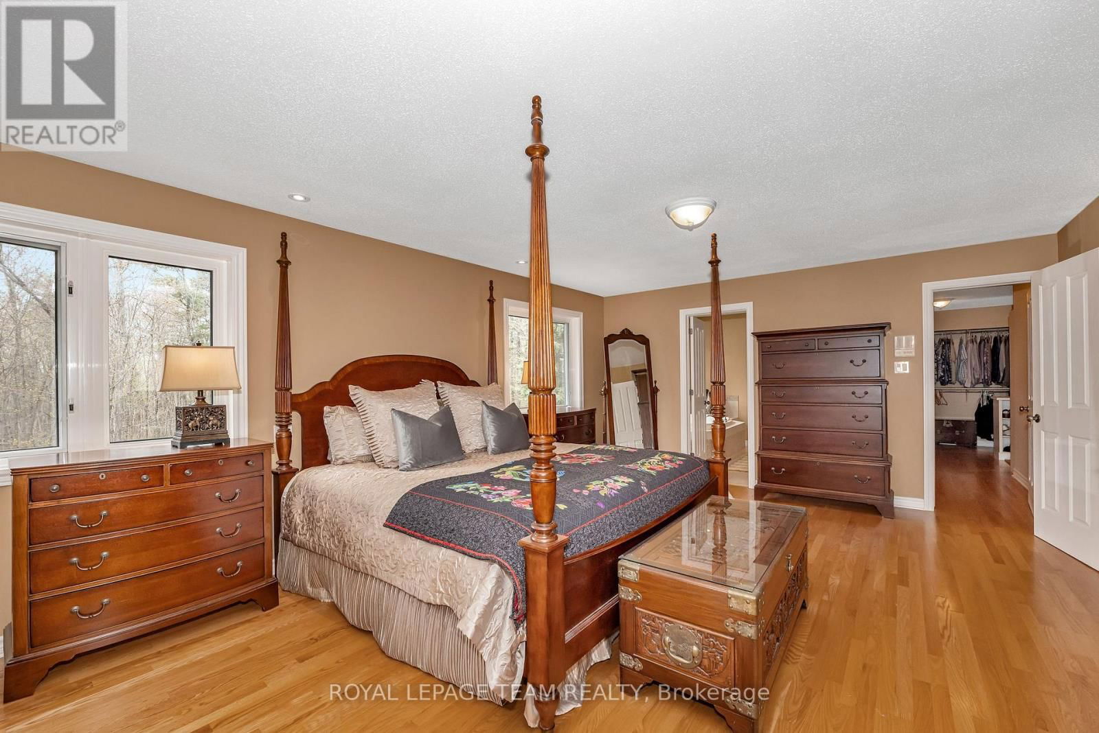 38 ROYCROFT WAY Image 22