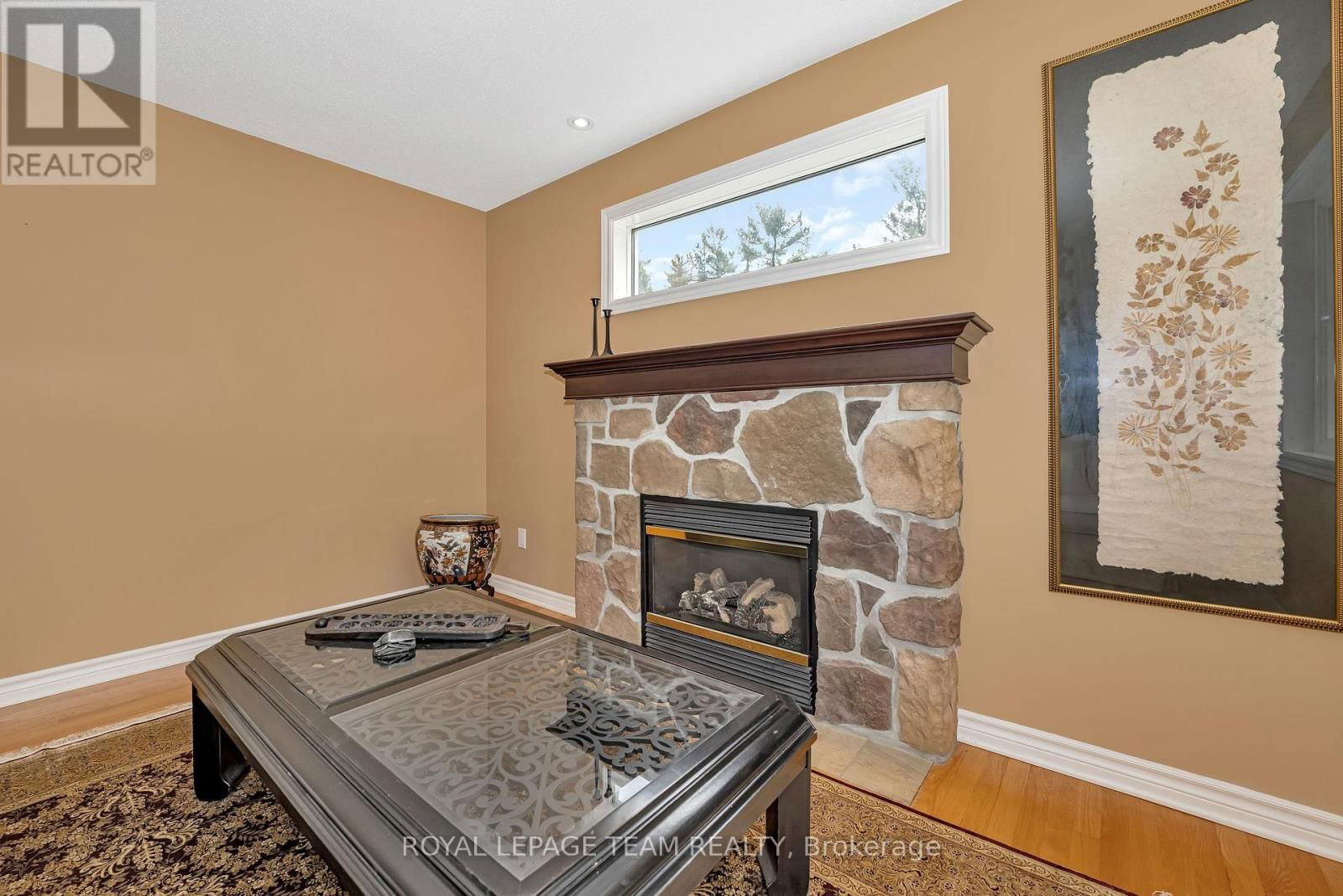 38 ROYCROFT WAY Image 23