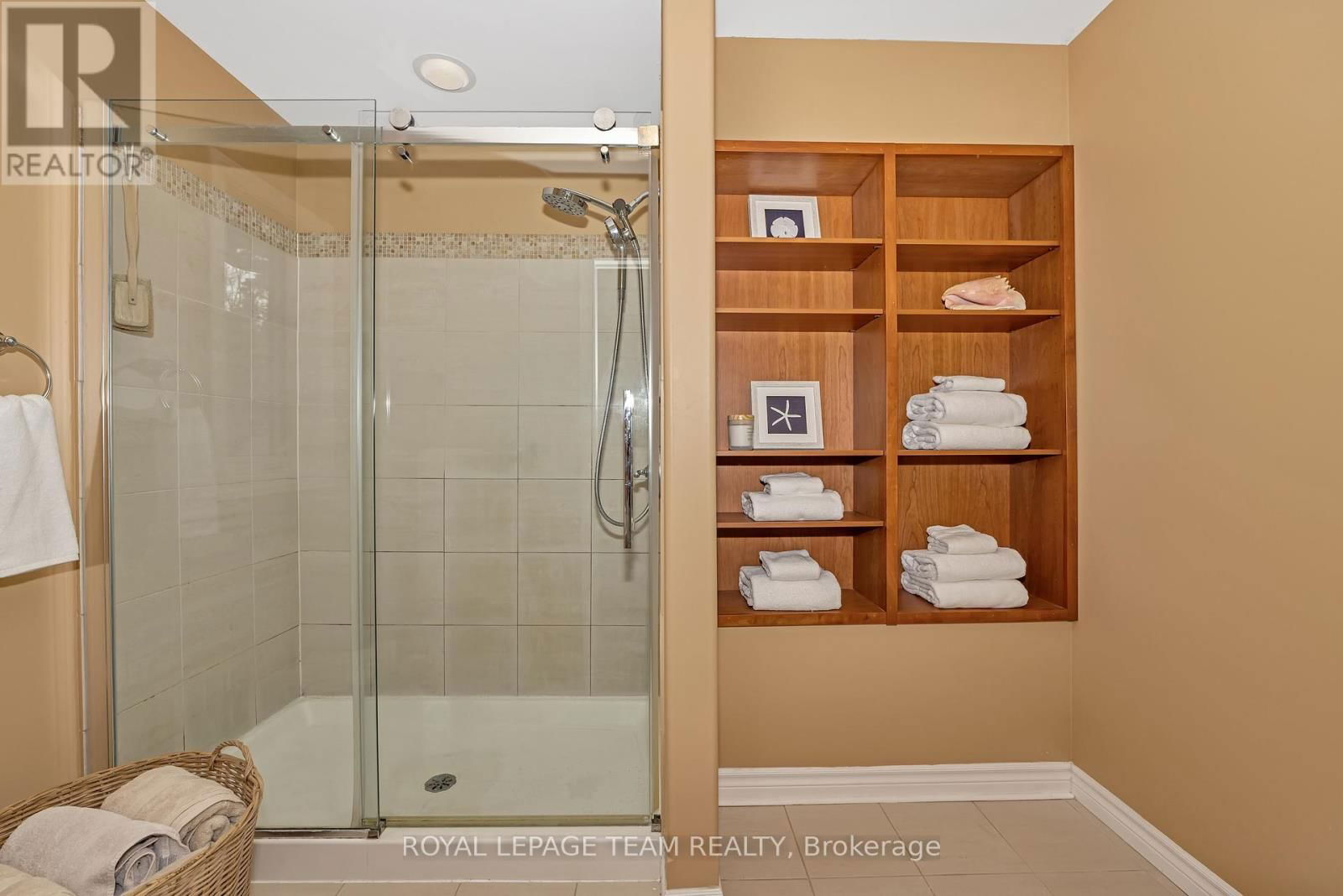 38 ROYCROFT WAY Image 26