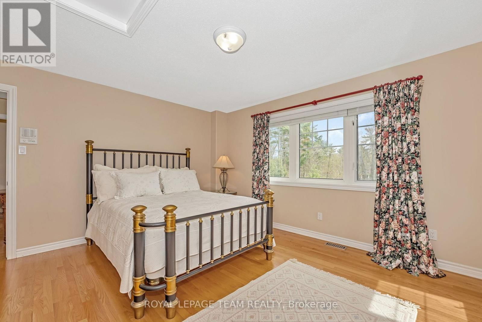 38 ROYCROFT WAY Image 28