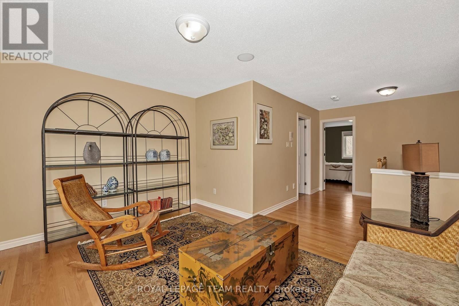 38 ROYCROFT WAY Image 33