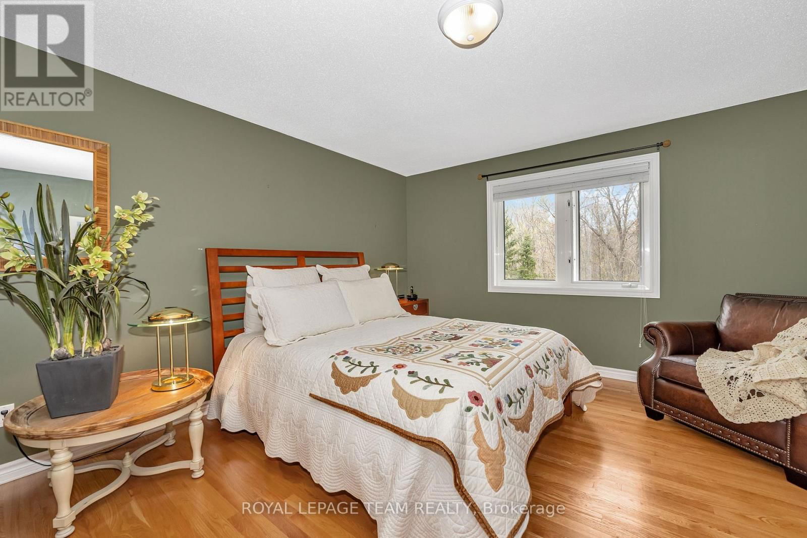 38 ROYCROFT WAY Image 34