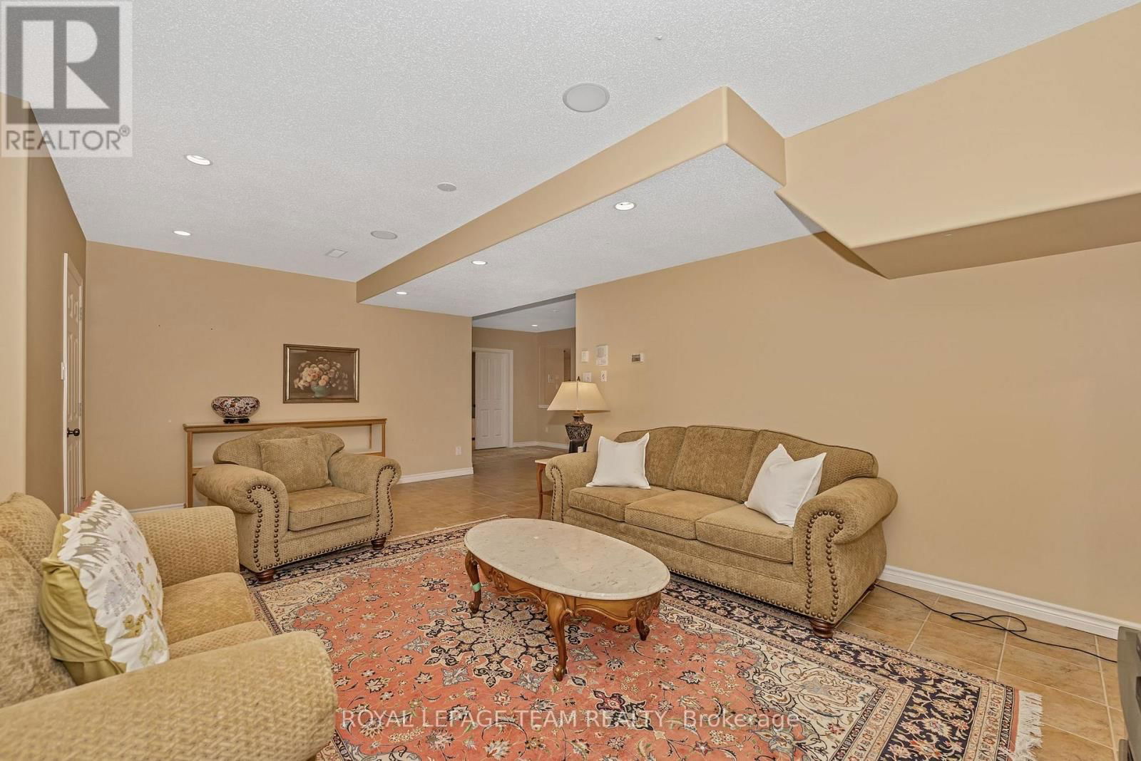 38 ROYCROFT WAY Image 38