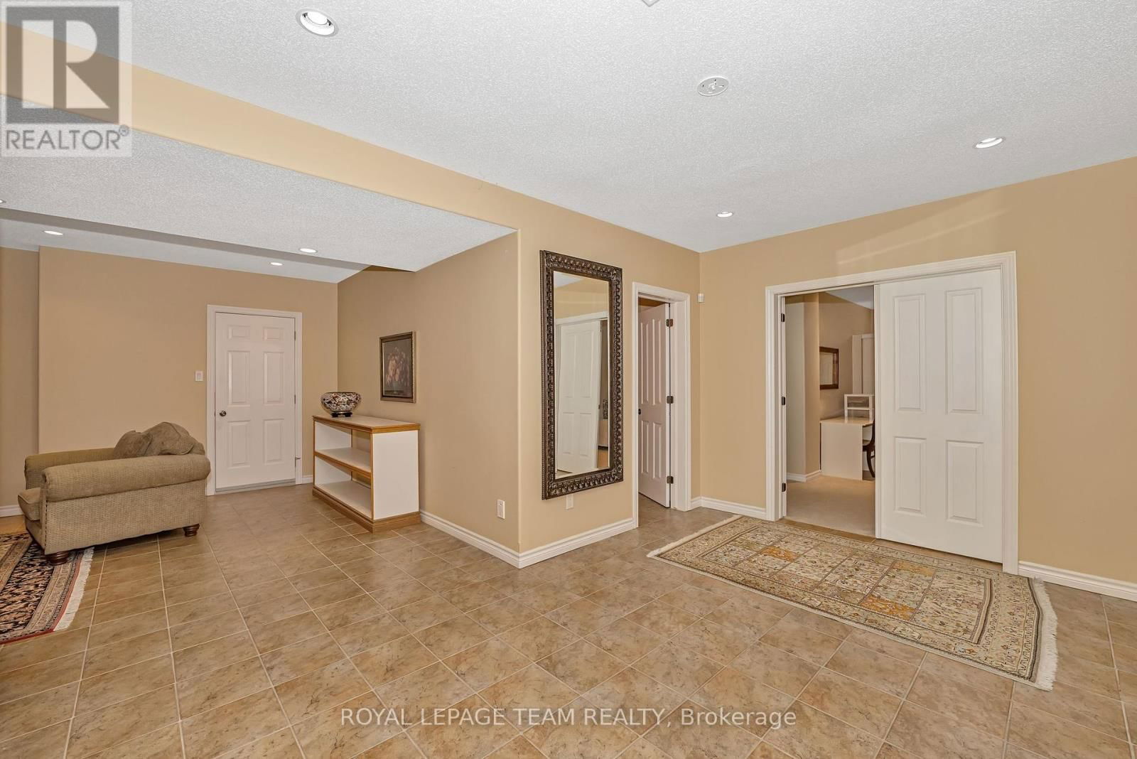 38 ROYCROFT WAY Image 39
