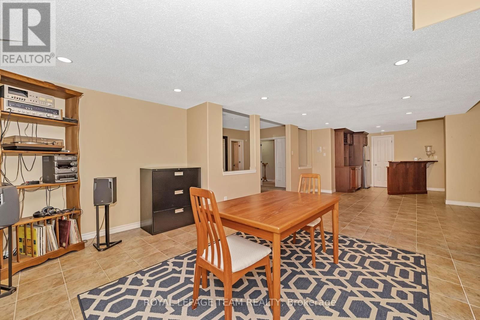 38 ROYCROFT WAY Image 41