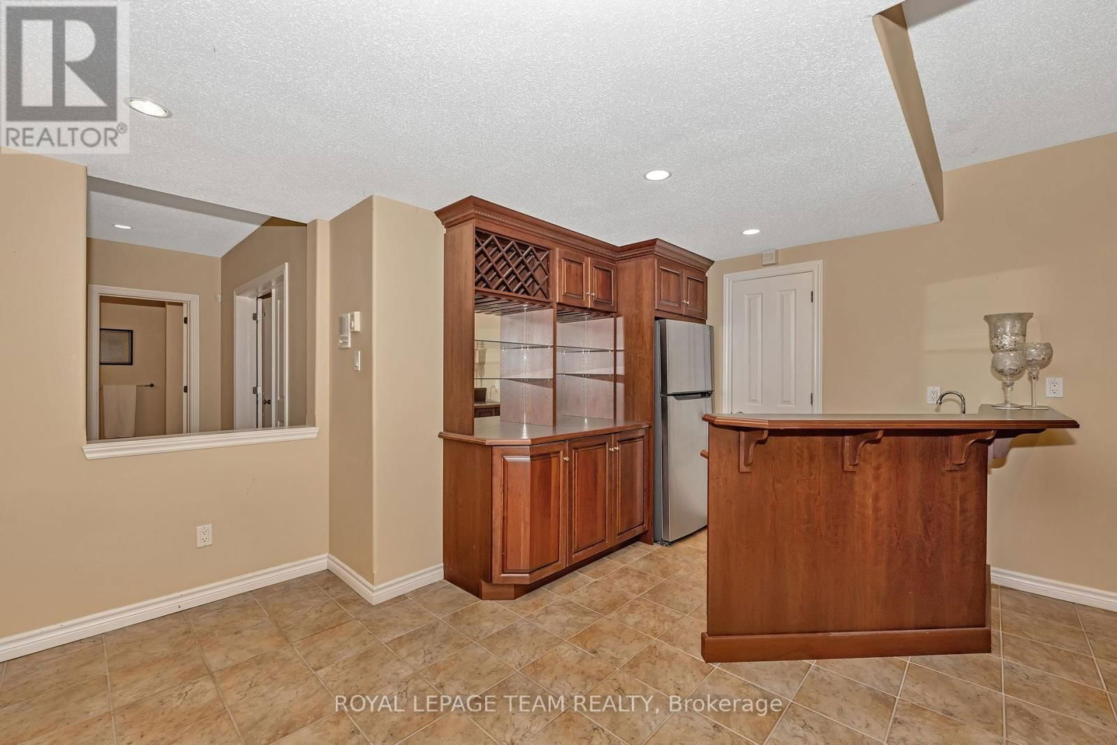 38 ROYCROFT WAY Image 42