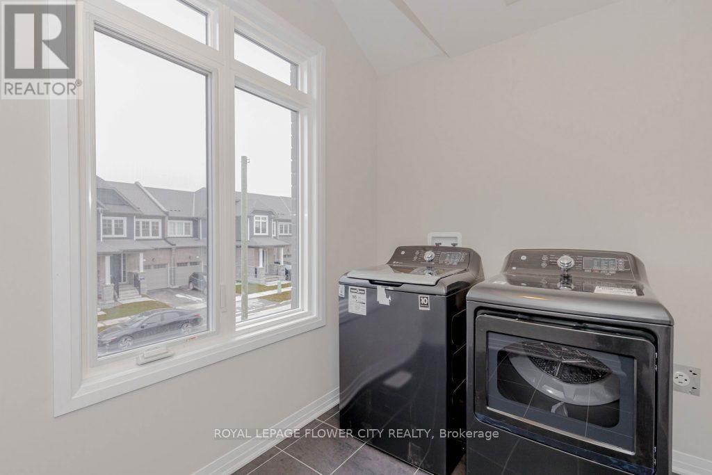 64 CONBOY DRIVE Image 46