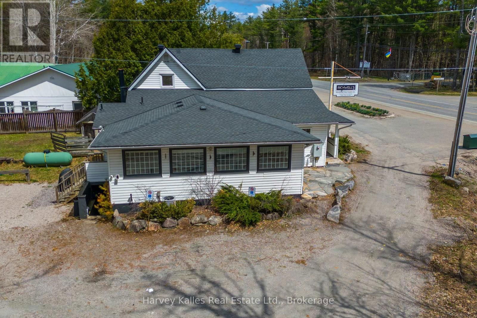 3842 MUSKOKA RD 118 WEST Image 5