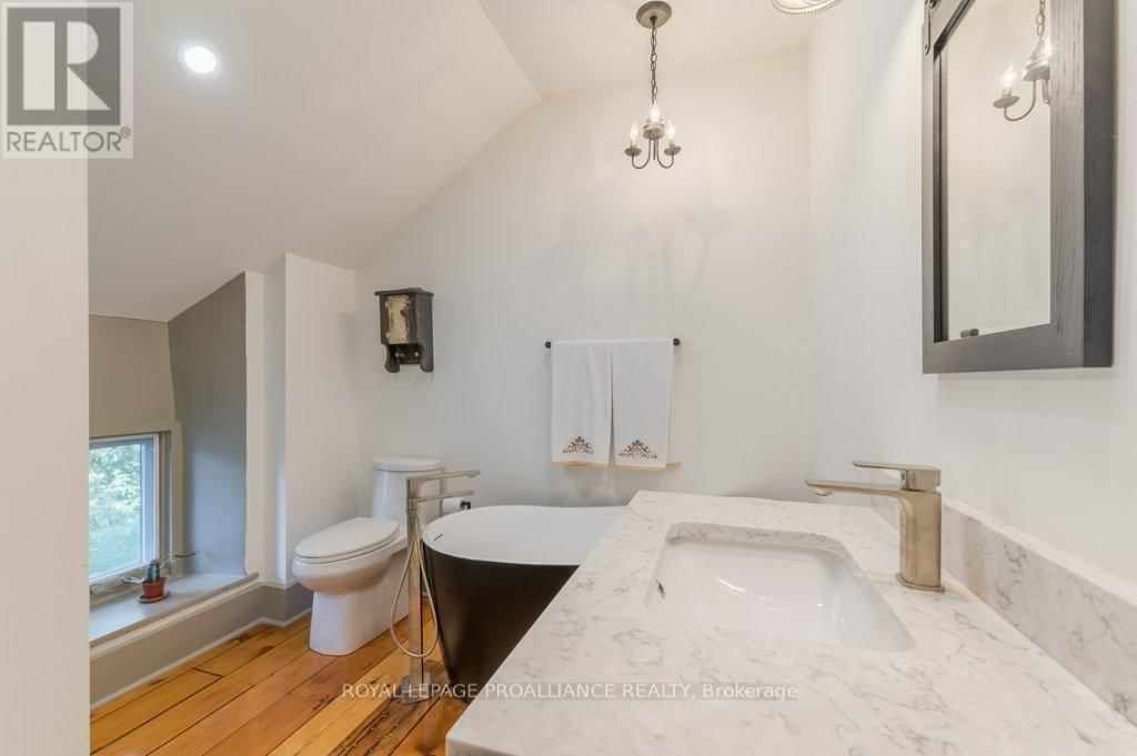 5024 JAMIESON ROAD NORTH Image 39