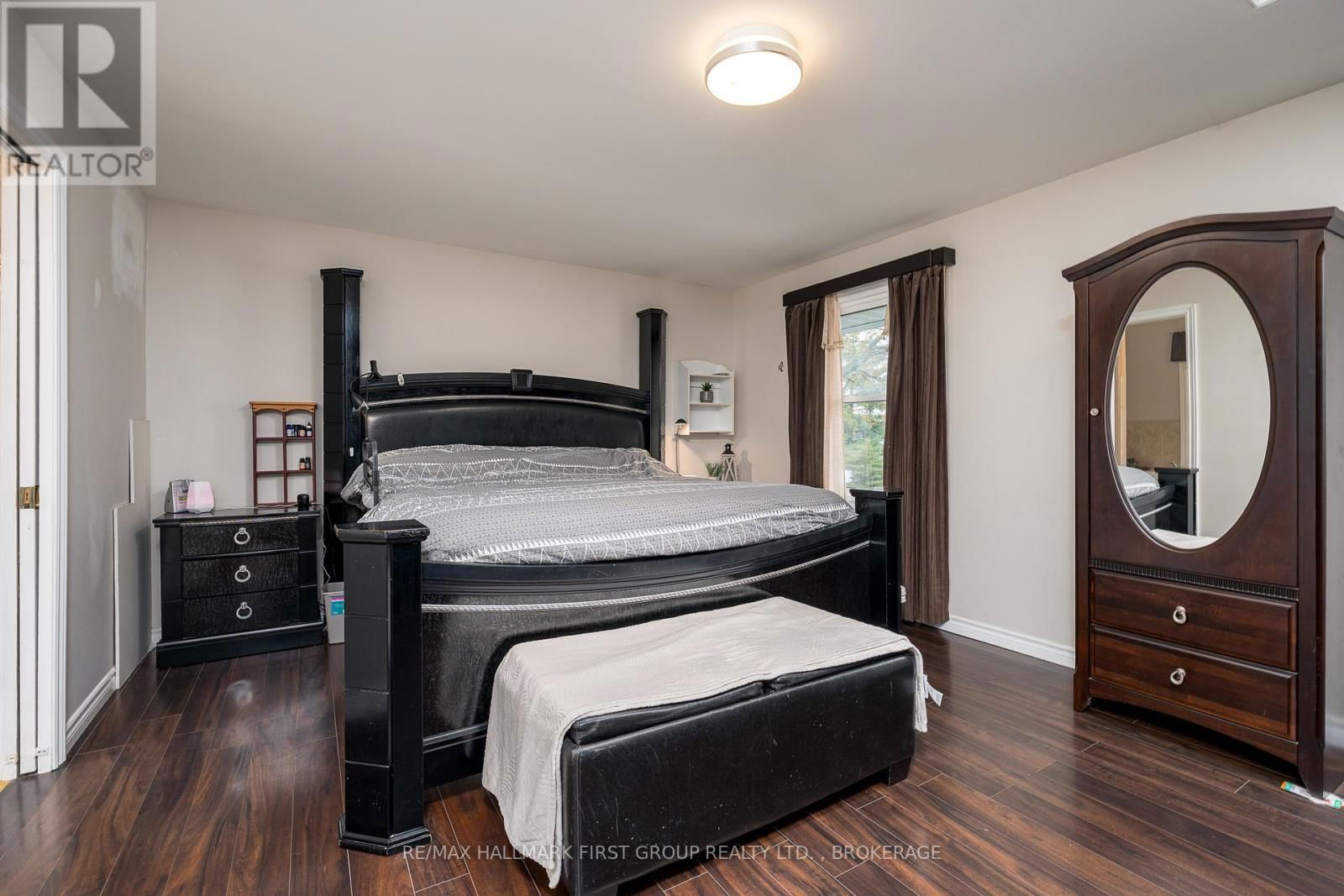 235 LAKEVIEW ROAD Image 16