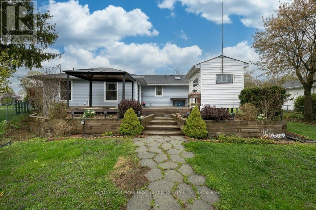 235 LAKEVIEW ROAD Image 25