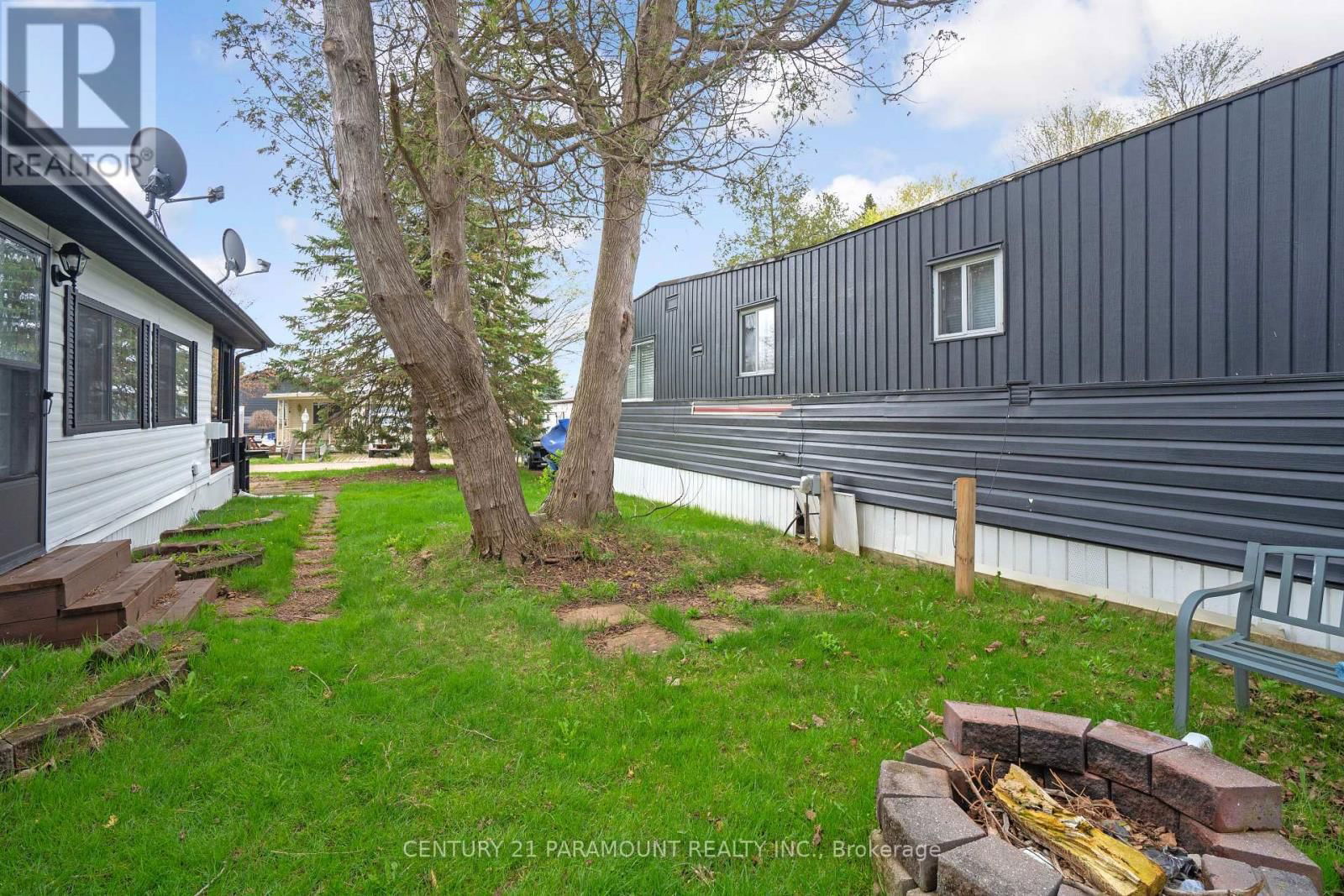 174 CEDAR CRESCENT Image 30