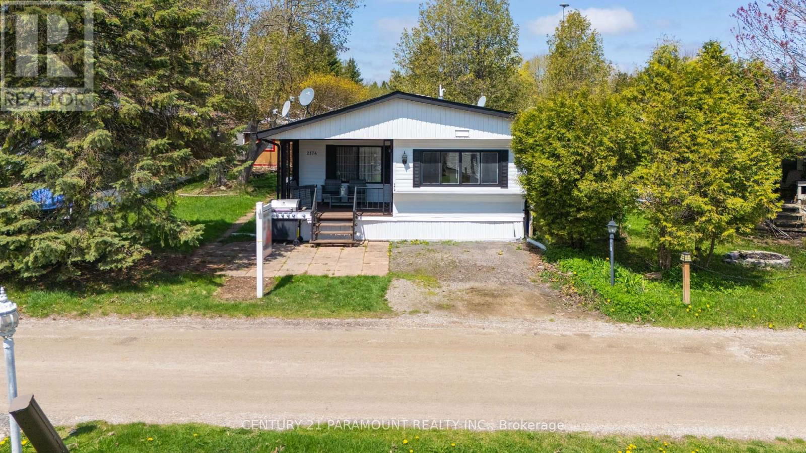 174 CEDAR CRESCENT Image 34