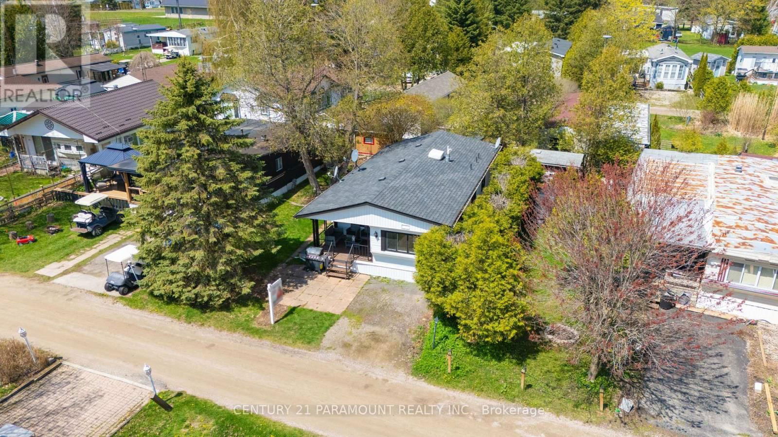 174 CEDAR CRESCENT Image 35