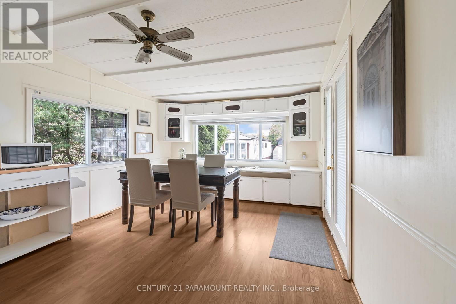 174 CEDAR CRESCENT Image 9