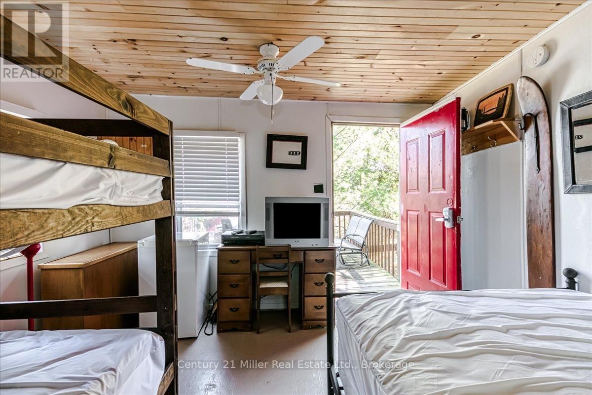 100 WHIPPOORWILL ROAD Image 33