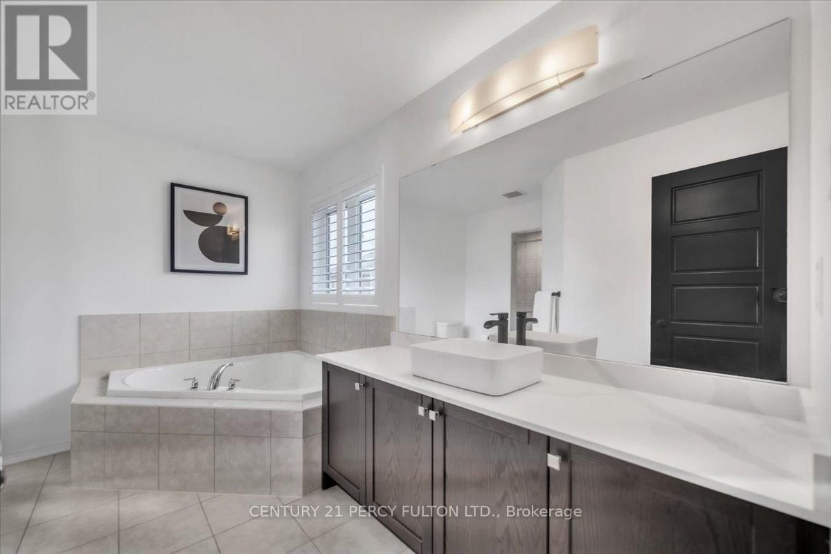 78 COOKE AVENUE Image 18