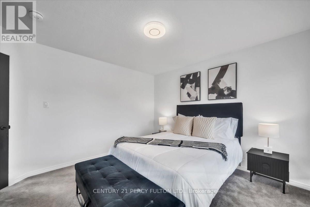 78 COOKE AVENUE Image 26