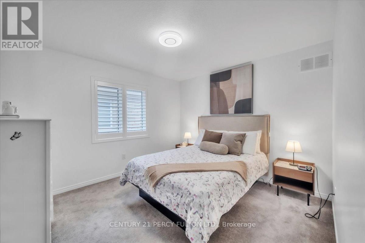 78 COOKE AVENUE Image 29