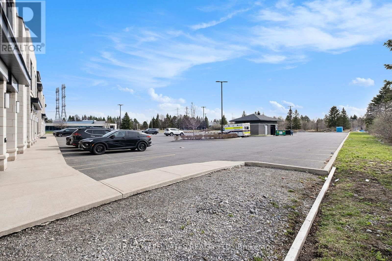 103 & 104 - 2500 ST LAURENT BOULEVARD Image 15